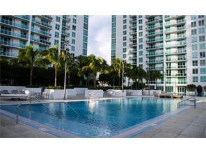 image Brickell on the River North10