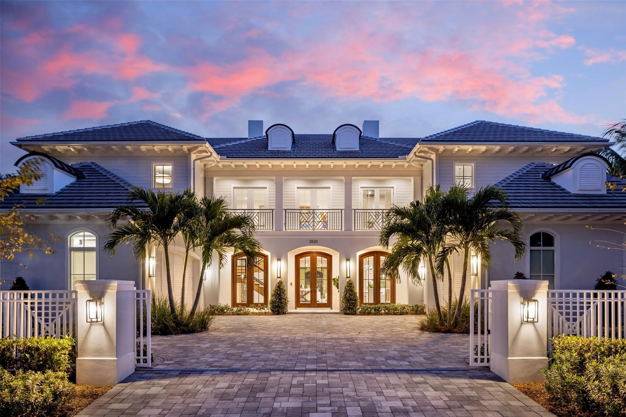 2520 Del Lago Dr Fort Lauderdale, FL 33316