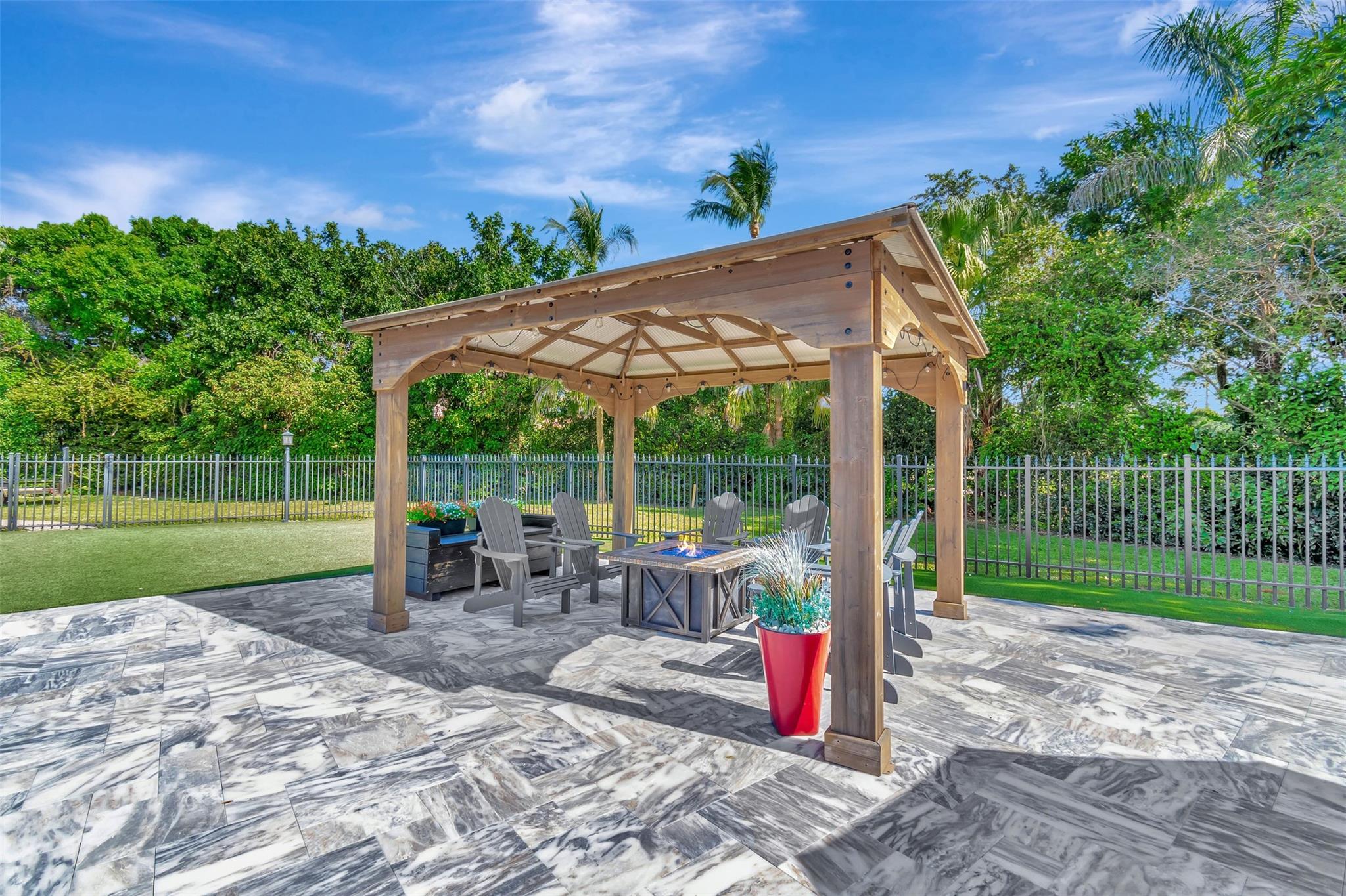 10300 Prestwick Rd Boynton Beach, FL 33436