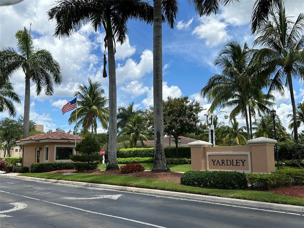 7755 Yardley Dr #307