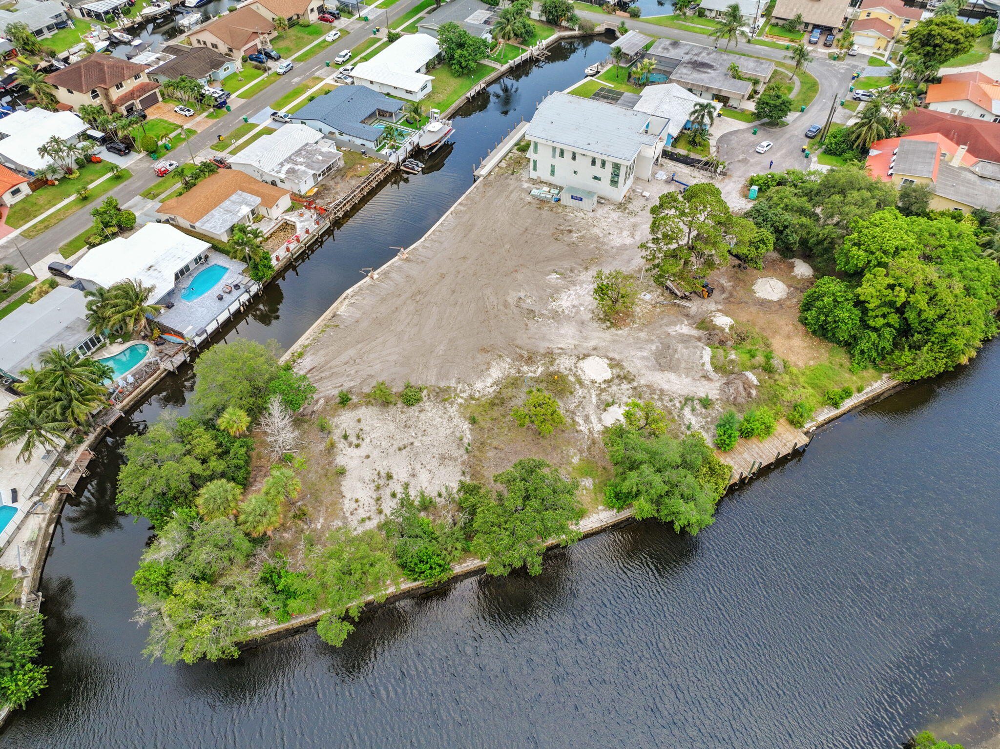 1410 Florian Dania Beach, FL 33004