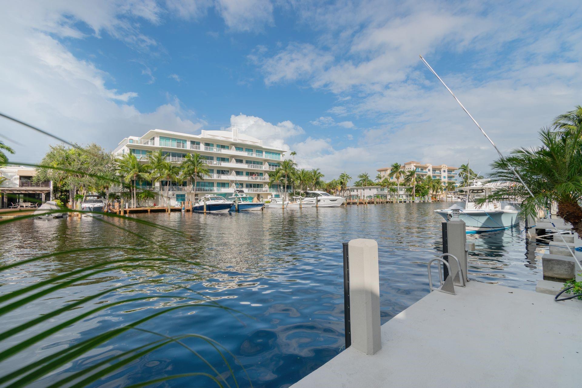 180 Isle Of Venice Dr #102/202