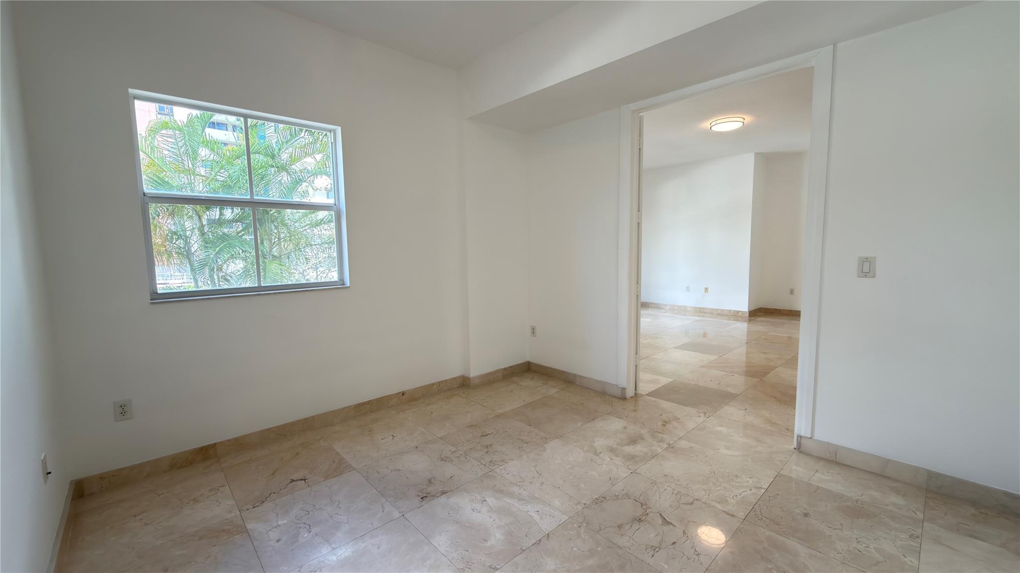 642 Valencia #305 Coral Gables, FL 33134