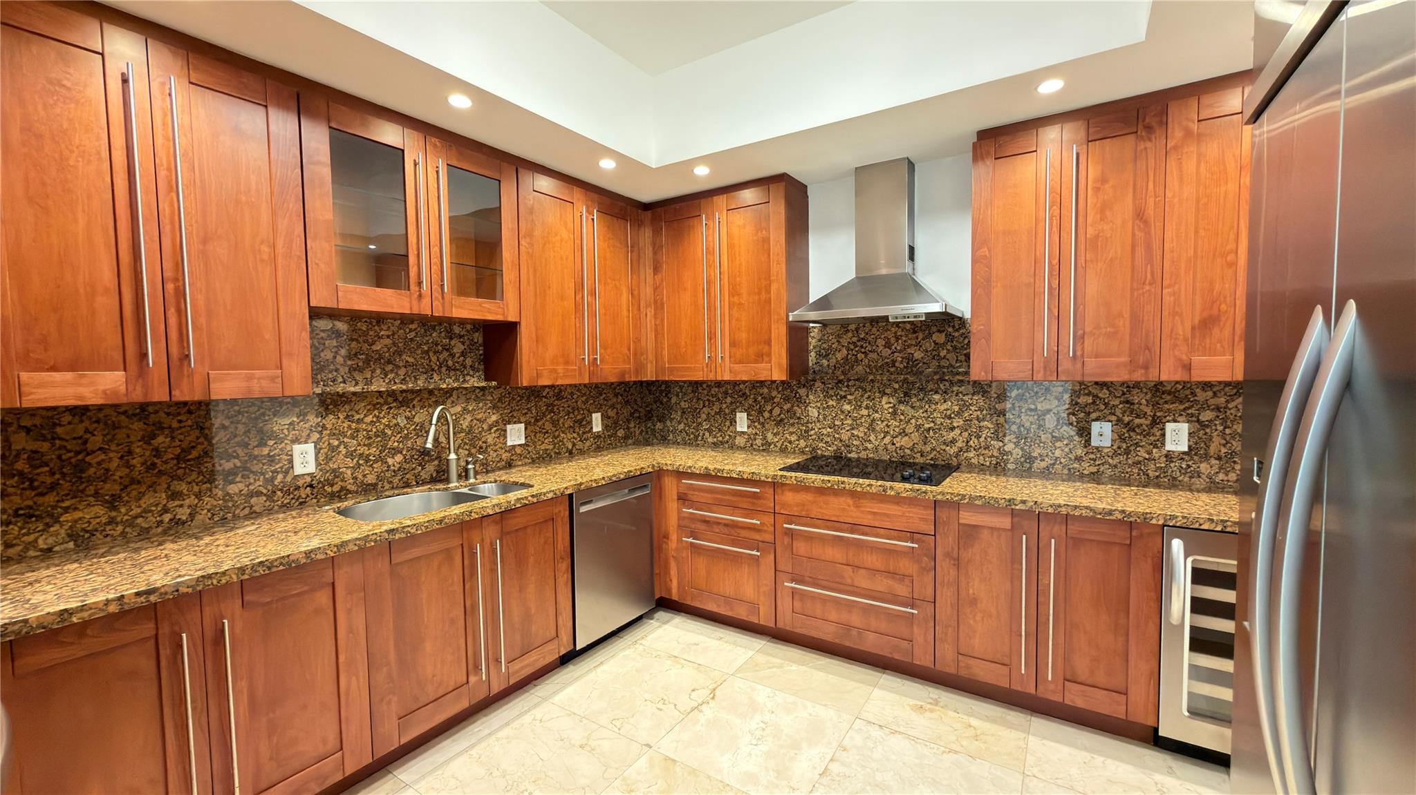 642 Valencia #305 Coral Gables, FL 33134