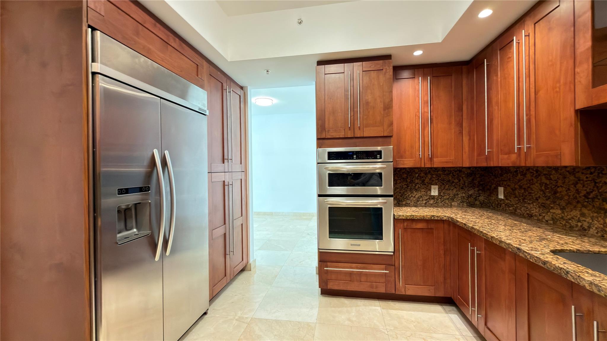 642 Valencia #305 Coral Gables, FL 33134