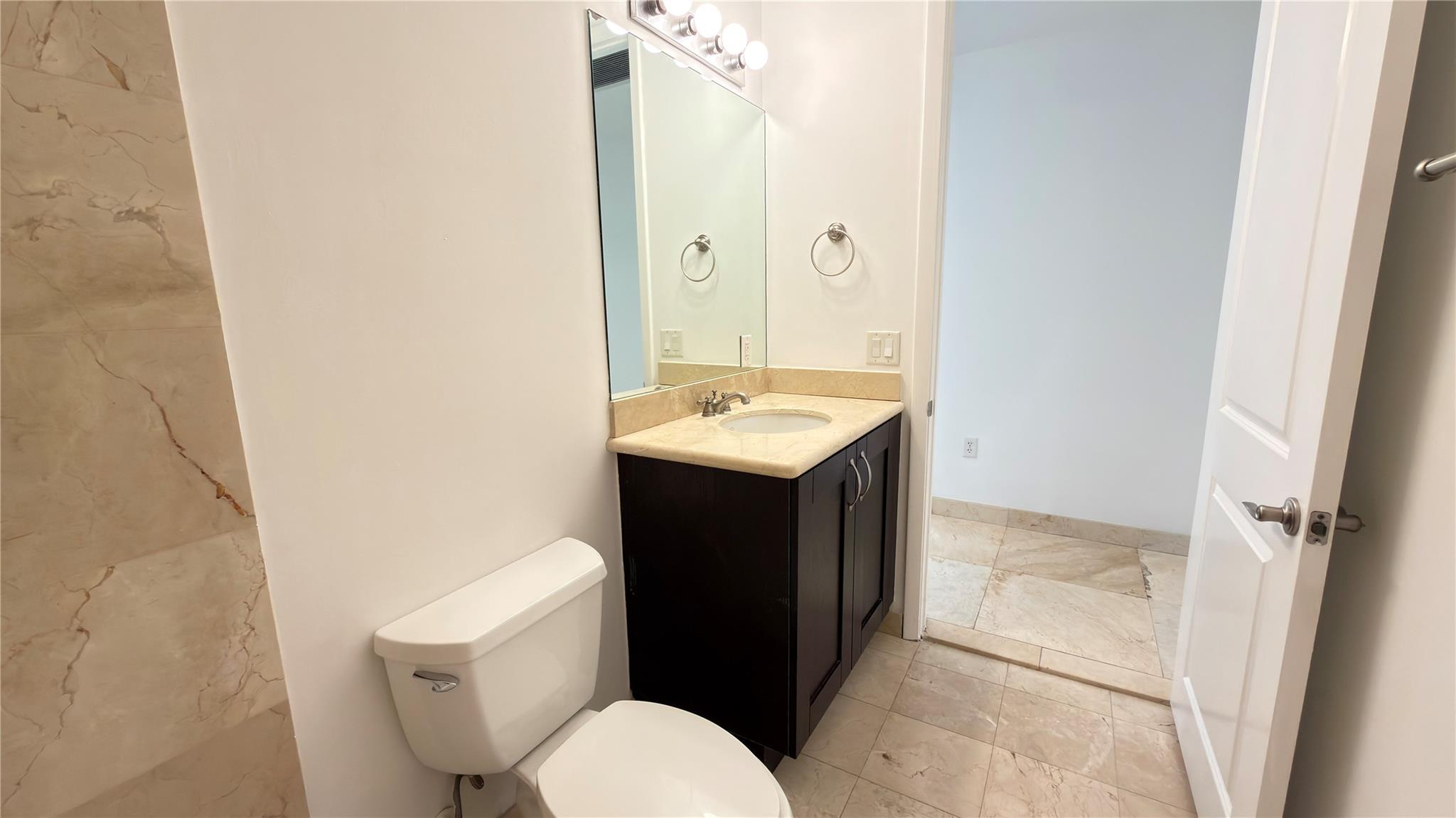 642 Valencia #305 Coral Gables, FL 33134