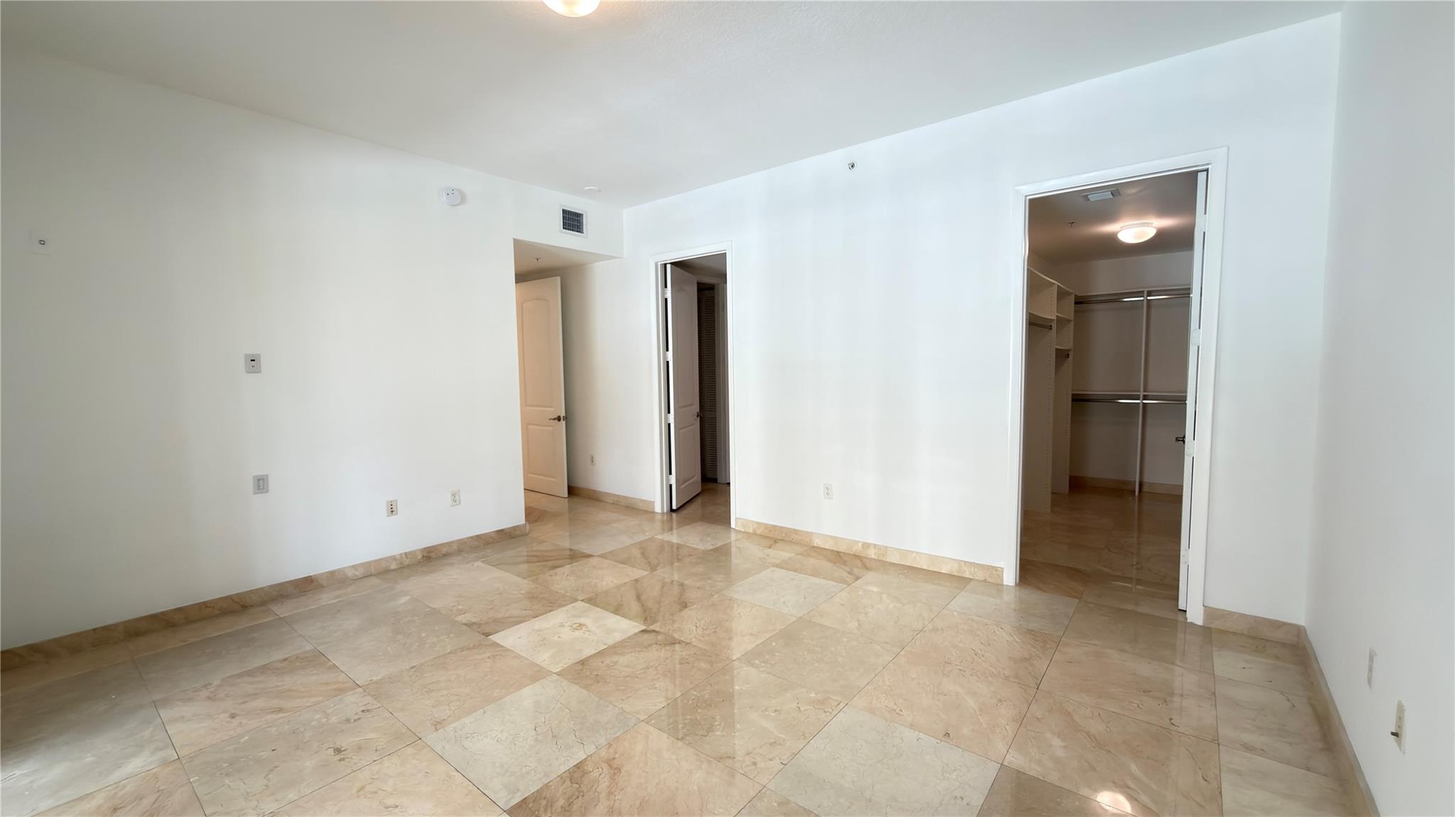 642 Valencia #305 Coral Gables, FL 33134