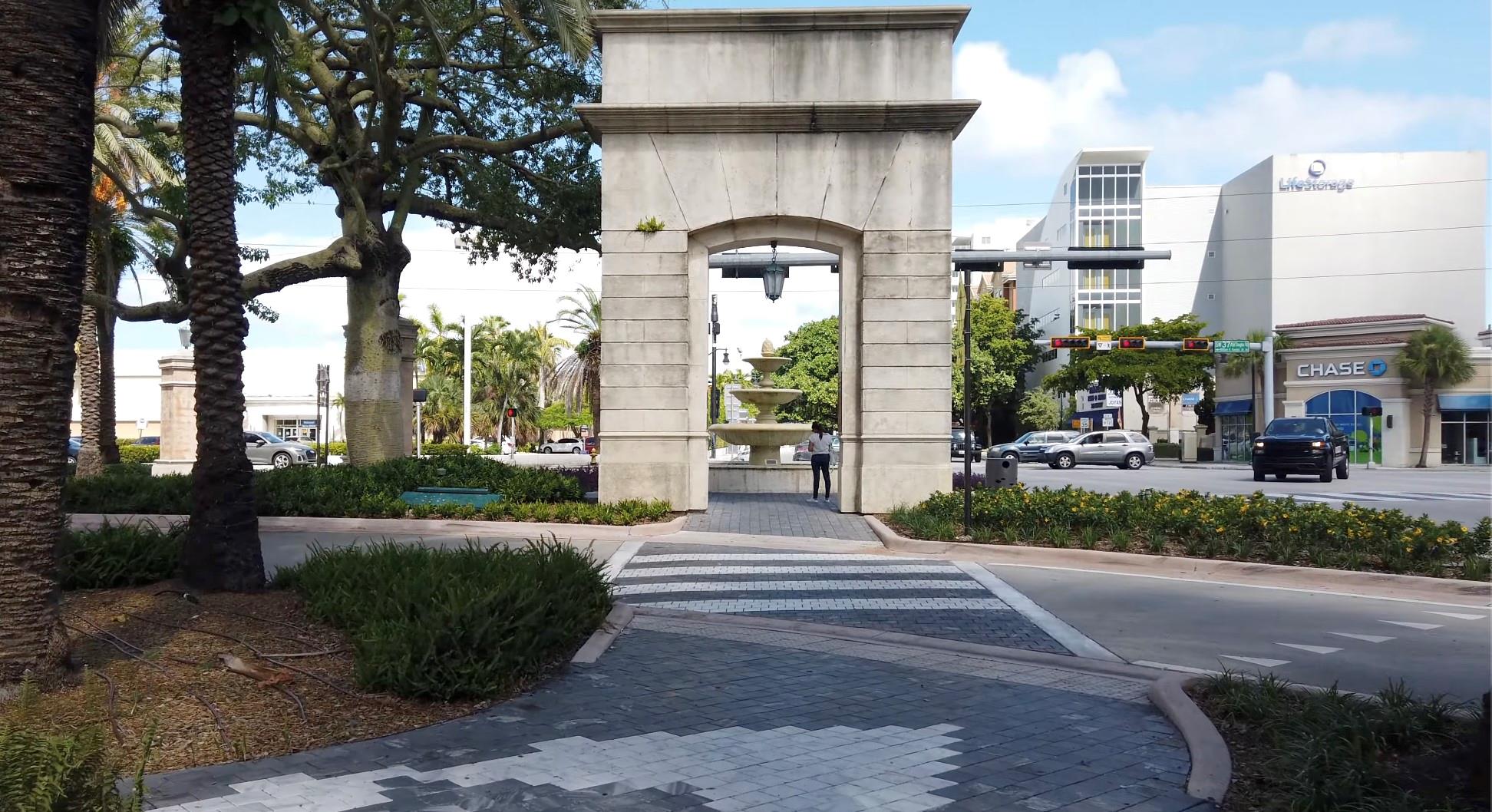 642 Valencia #305 Coral Gables, FL 33134