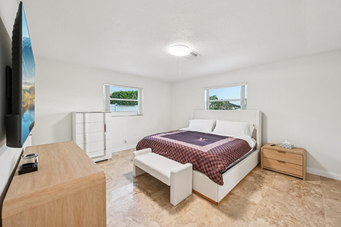 600 SE 5th Ct Pompano Beach, FL 33060