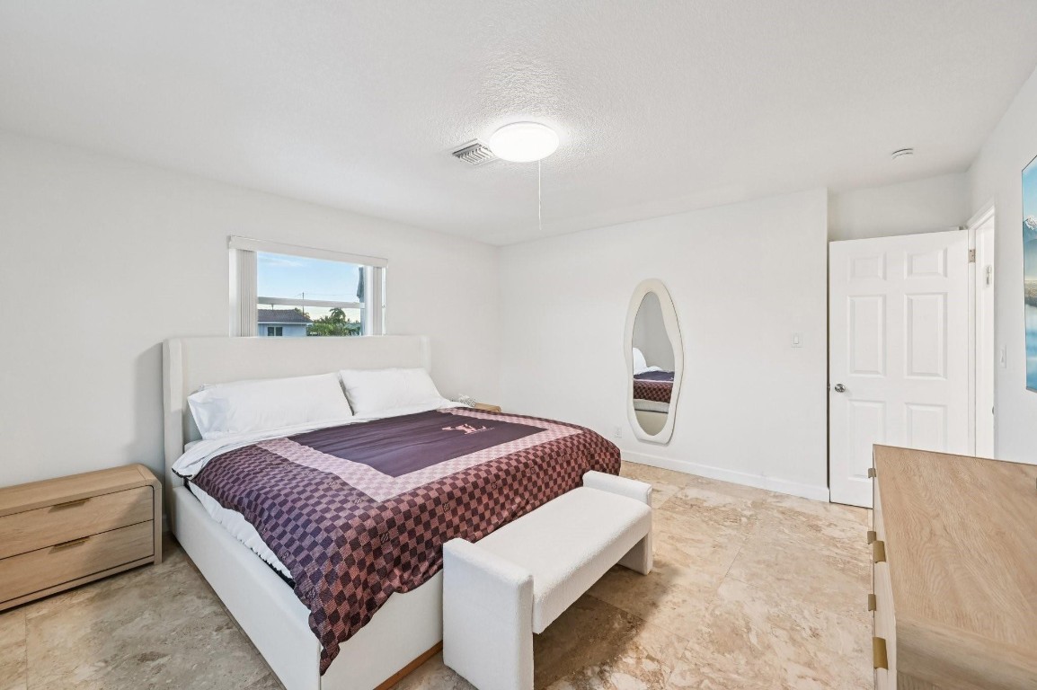 600 SE 5th Ct Pompano Beach, FL 33060