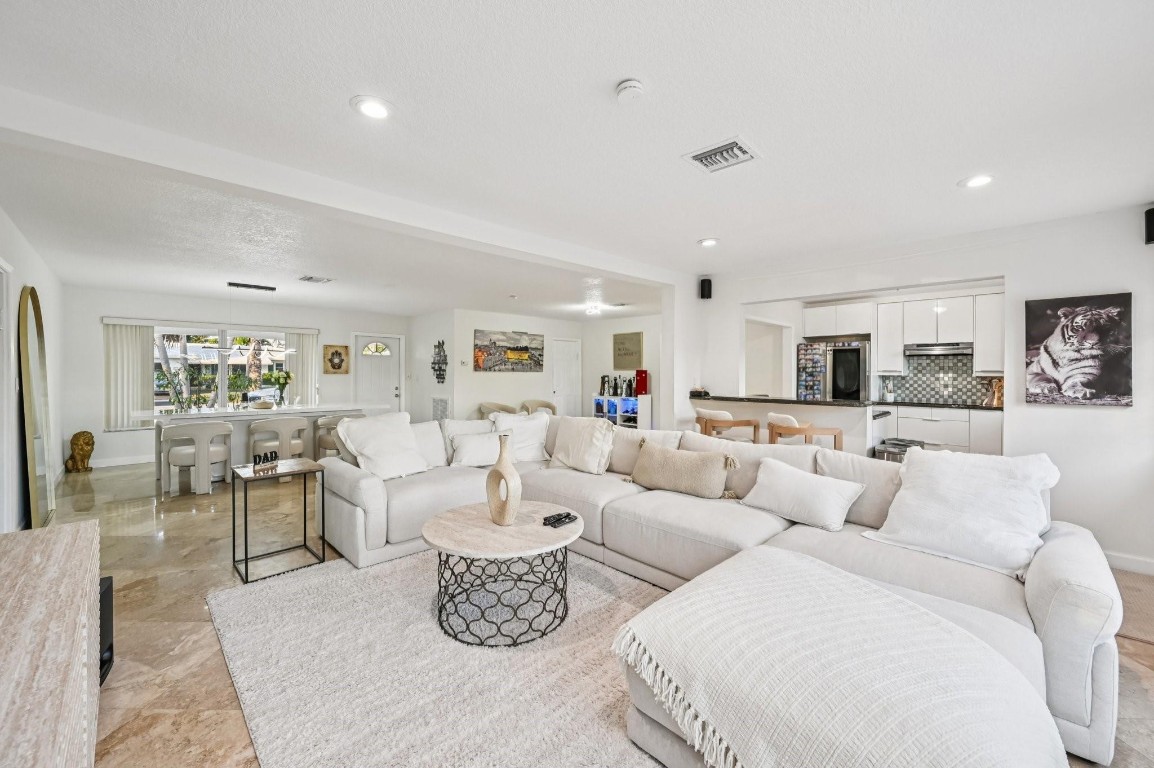 600 SE 5th Ct Pompano Beach, FL 33060