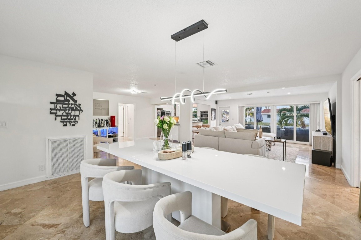 600 SE 5th Ct Pompano Beach, FL 33060