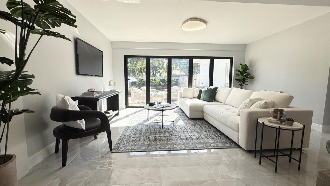 1424 Adams St Hollywood, FL 33020