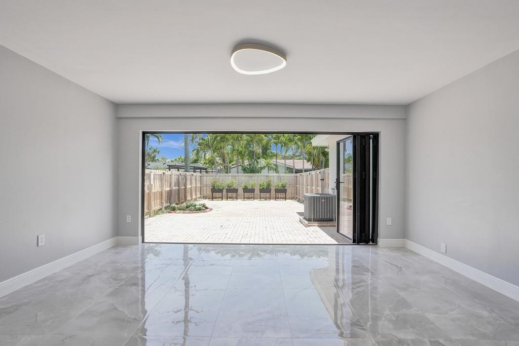 1424 Adams St Hollywood, FL 33020