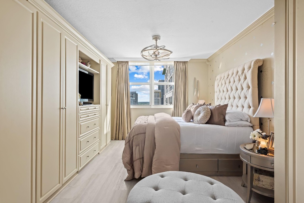 347 N New Riv Dr E #2105 Fort Lauderdale, FL 33301