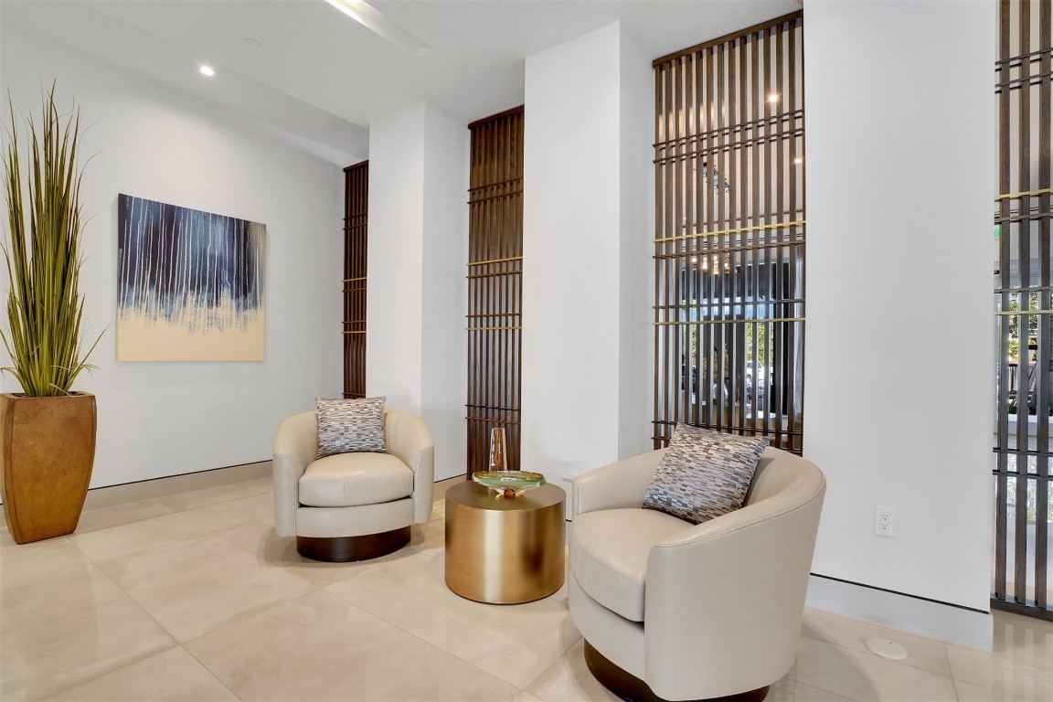 435 Bayshore #803 Fort Lauderdale, FL 33304