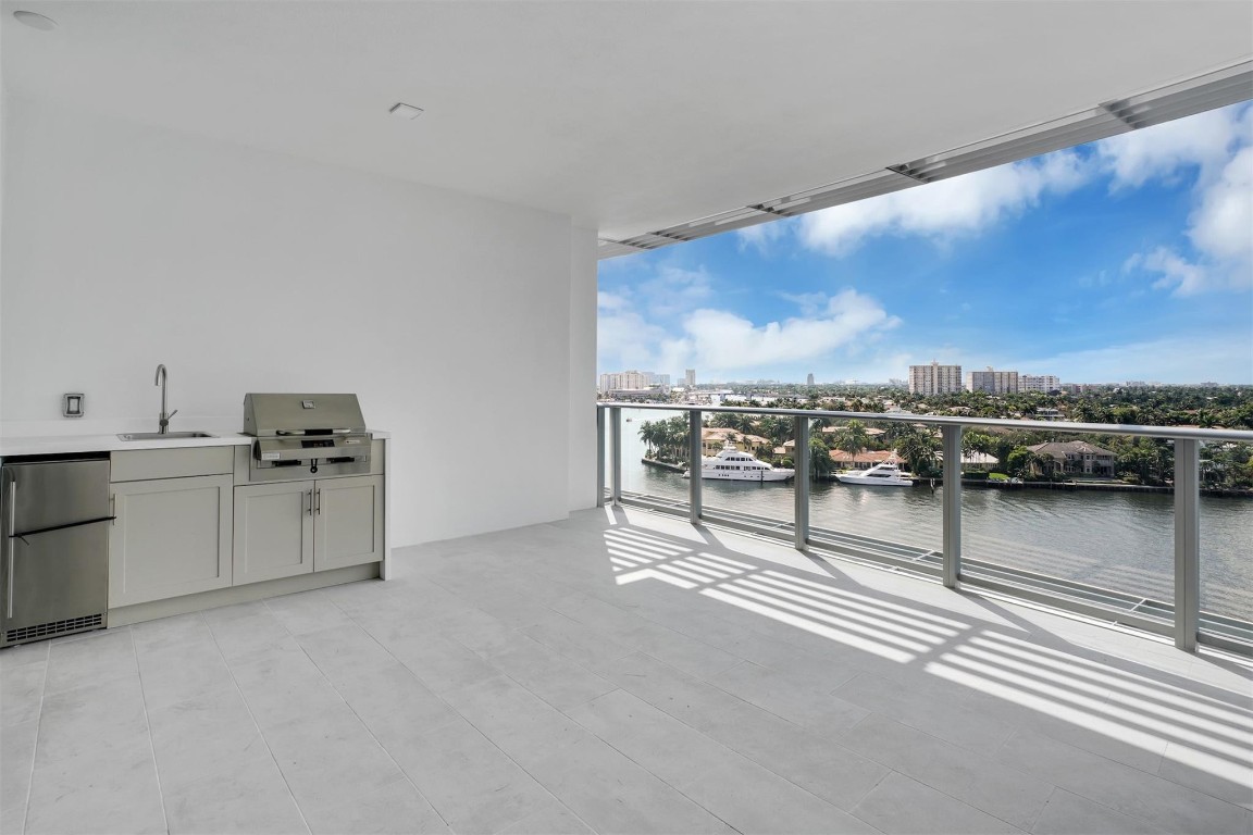 435 Bayshore #803 Fort Lauderdale, FL 33304
