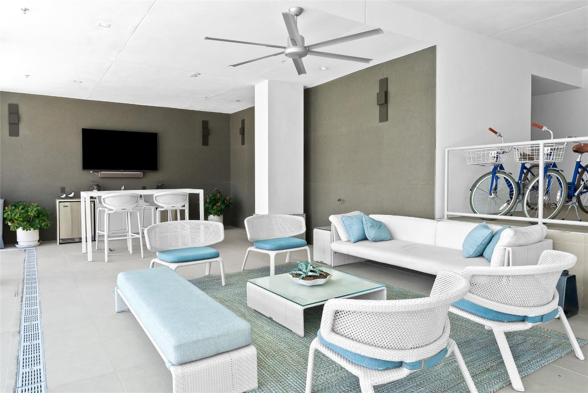 435 Bayshore #803 Fort Lauderdale, FL 33304