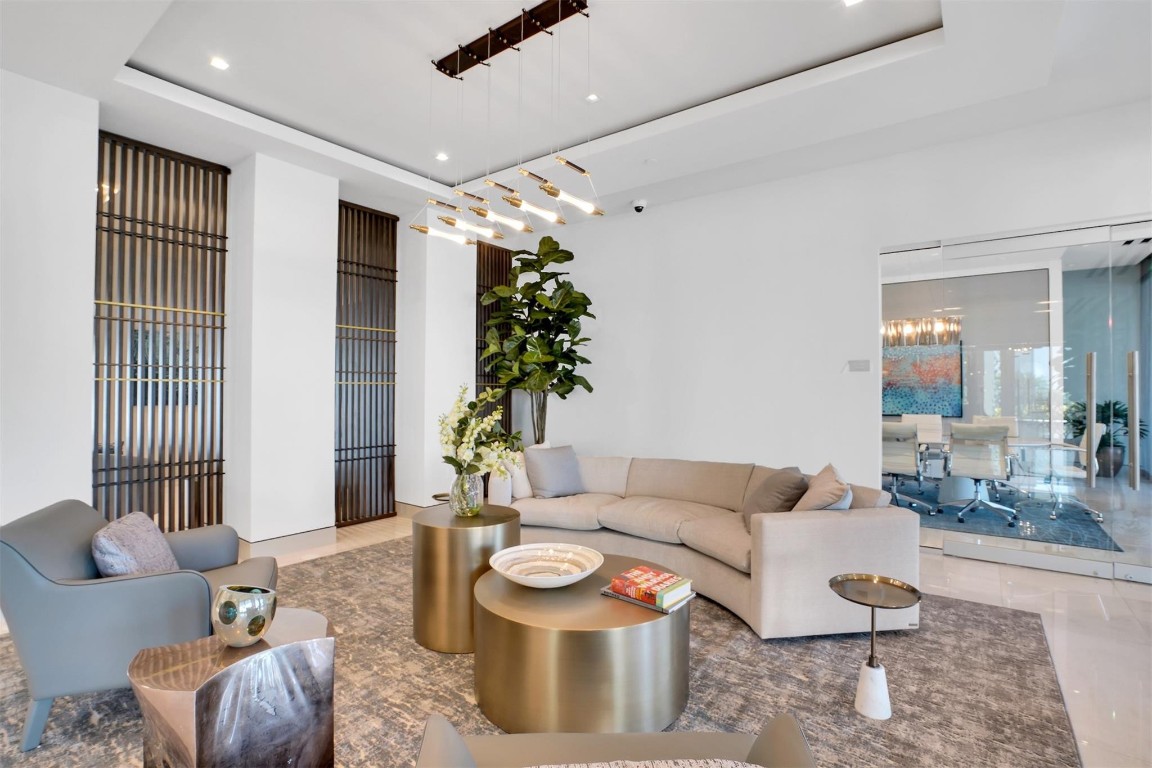 435 Bayshore #803 Fort Lauderdale, FL 33304