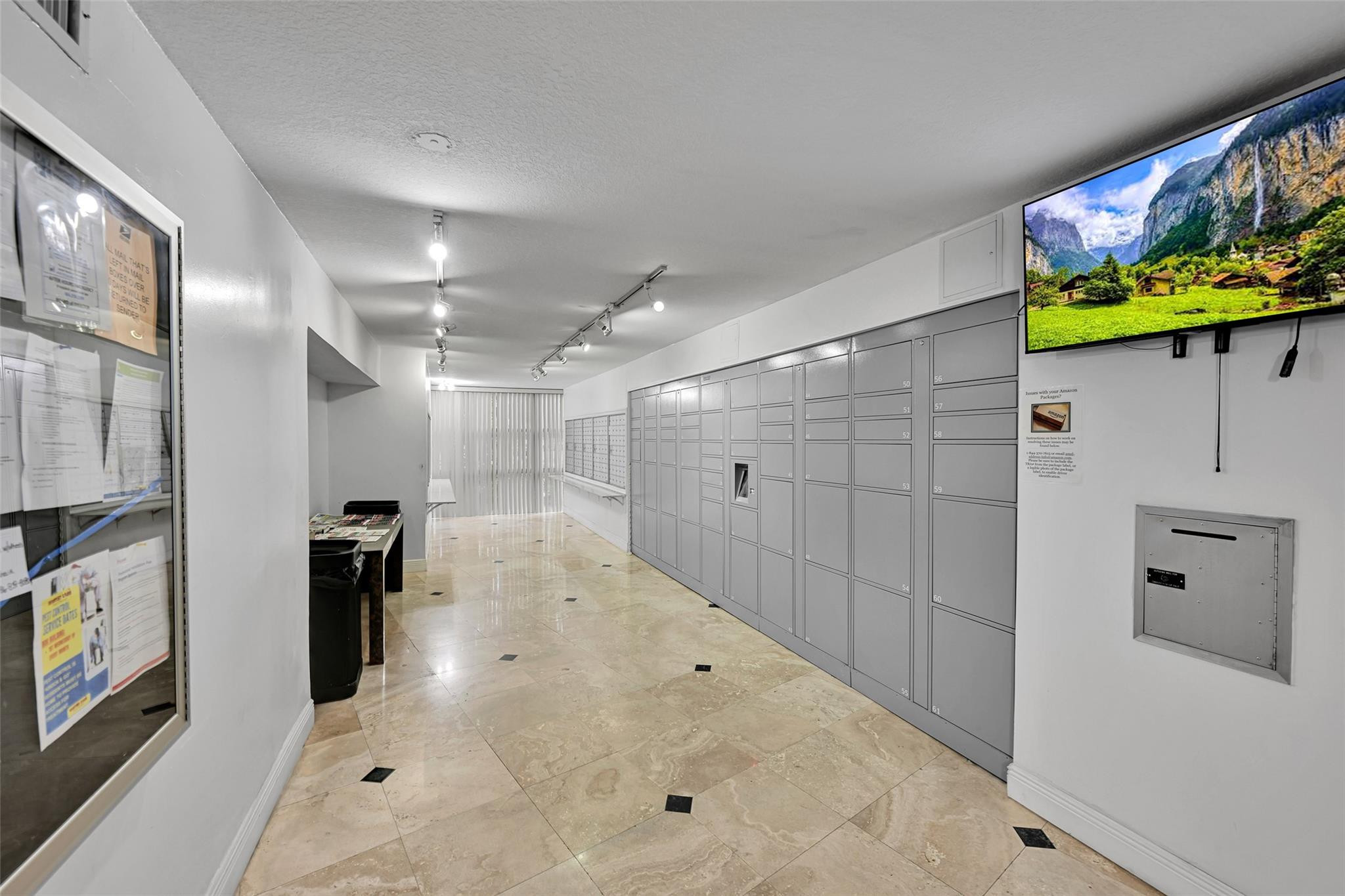 800 Parkview #218 Hallandale Beach, FL 33009