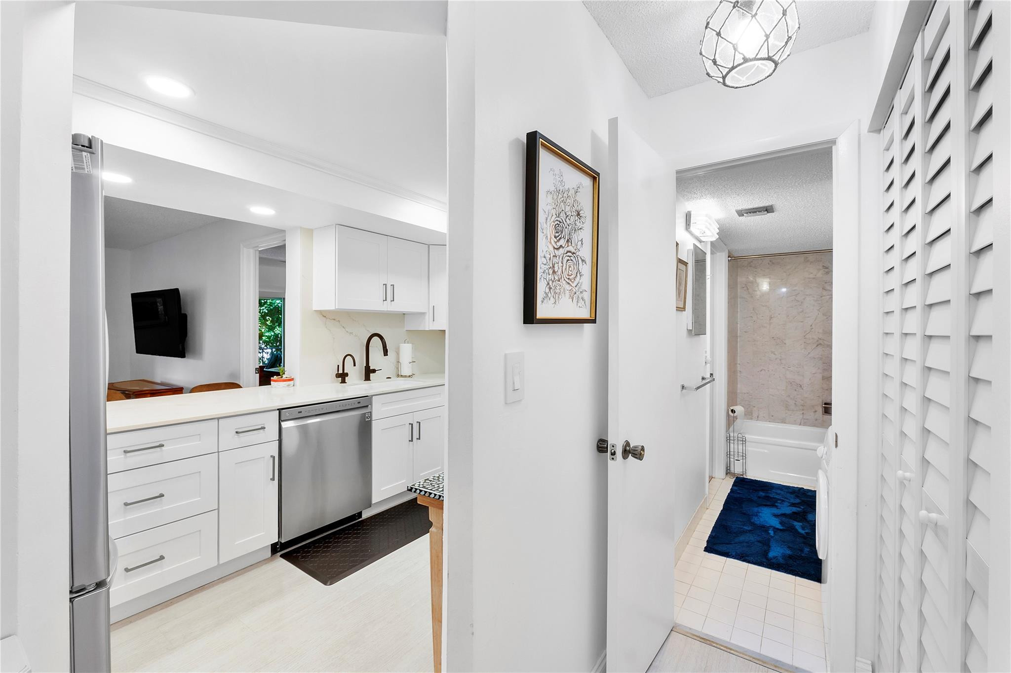 3909 N Ocean #206 Fort Lauderdale, FL 33308