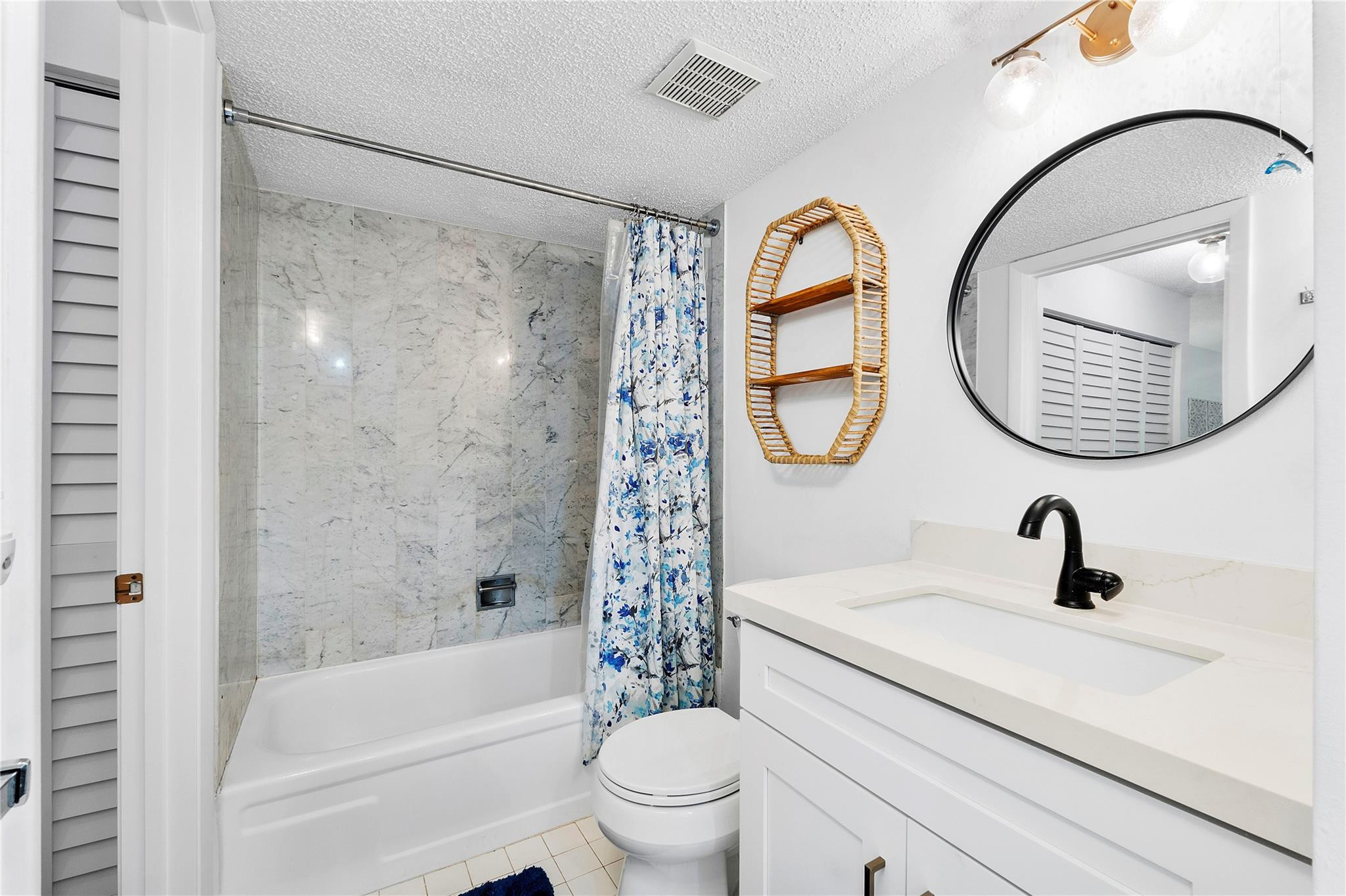 3909 N Ocean #206 Fort Lauderdale, FL 33308