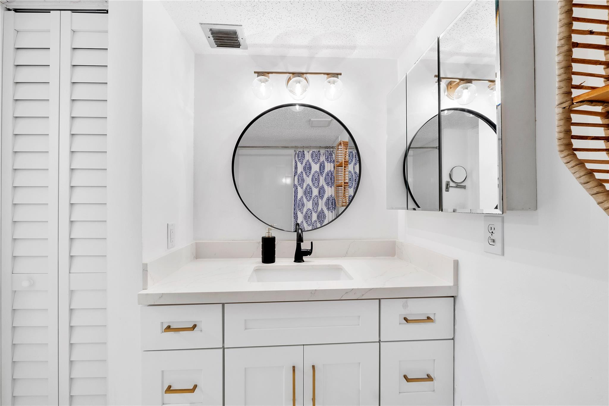 3909 N Ocean #206 Fort Lauderdale, FL 33308