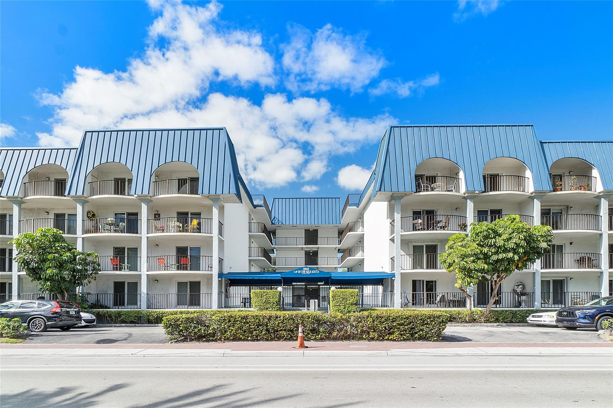 3909 N Ocean #206 Fort Lauderdale, FL 33308