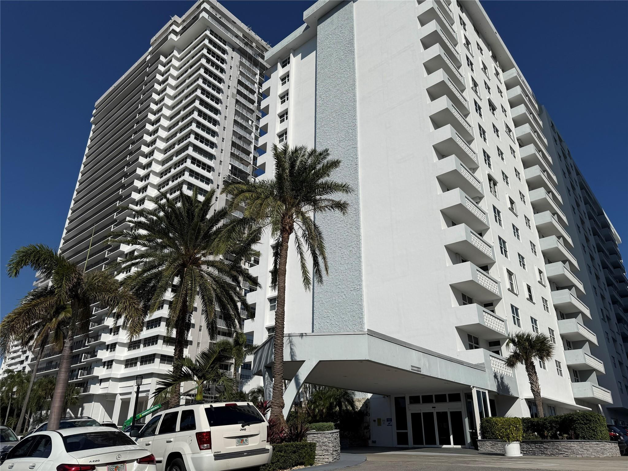 4250 Galt Ocean #11J