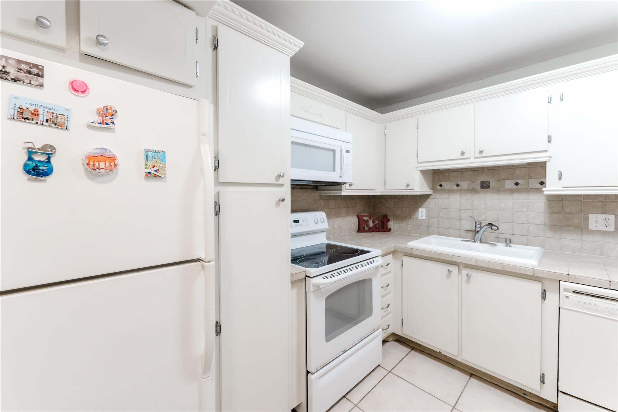 1811 Jefferson #304 Hollywood, FL 33020