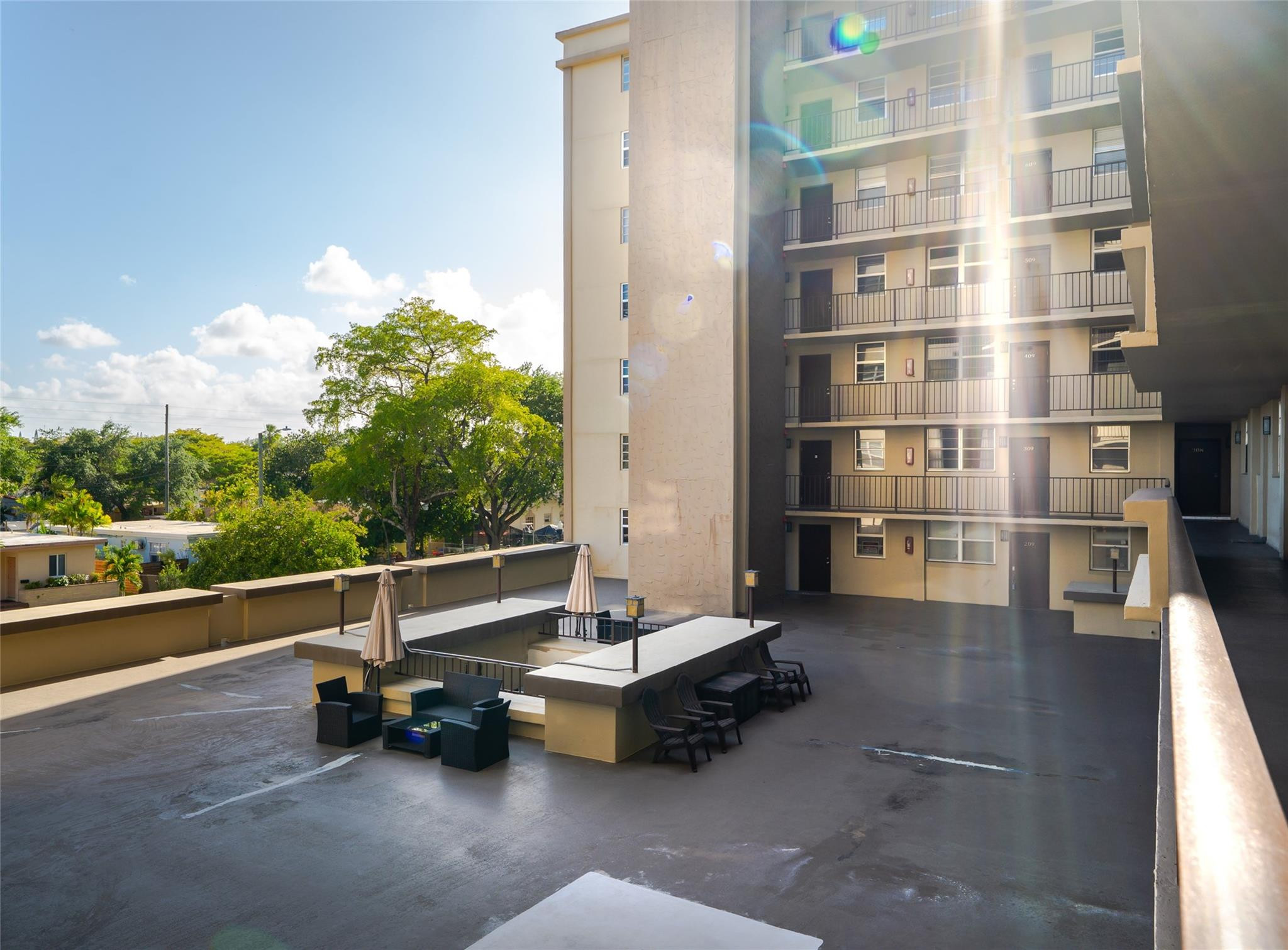 1811 Jefferson #304 Hollywood, FL 33020