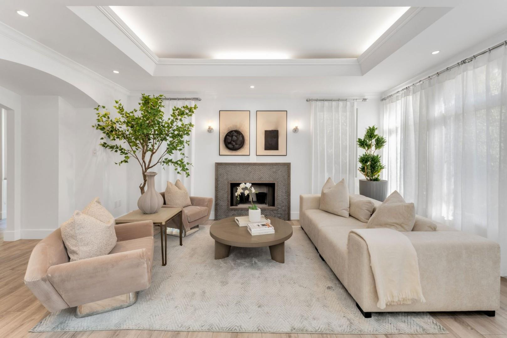 2516 Sunset Miami Beach, FL 33140