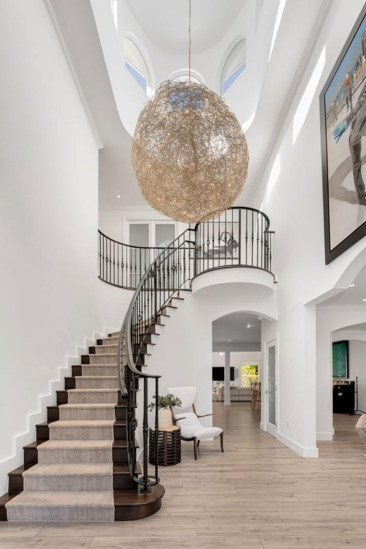 2516 Sunset Miami Beach, FL 33140