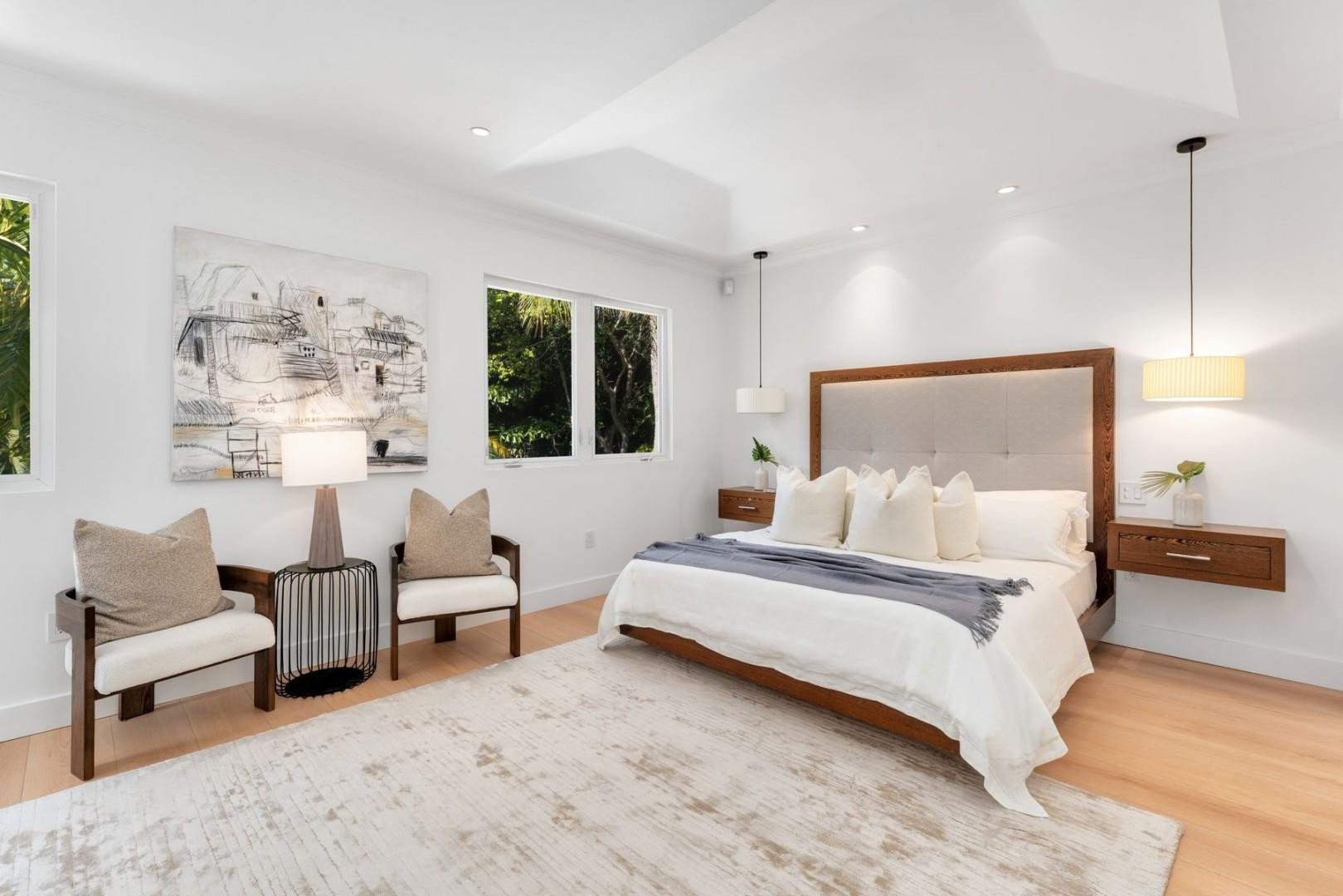 2516 Sunset Miami Beach, FL 33140