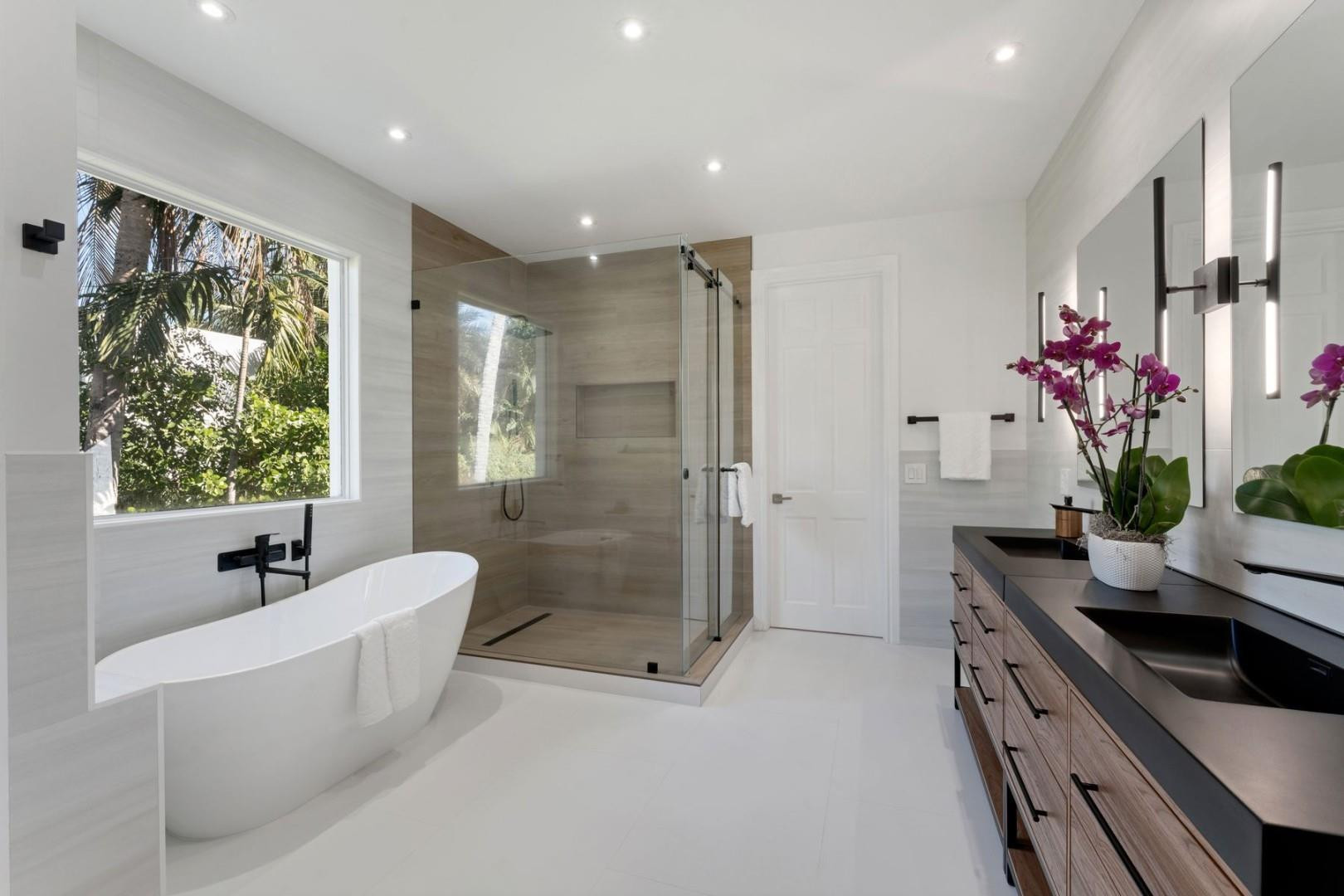 2516 Sunset Miami Beach, FL 33140