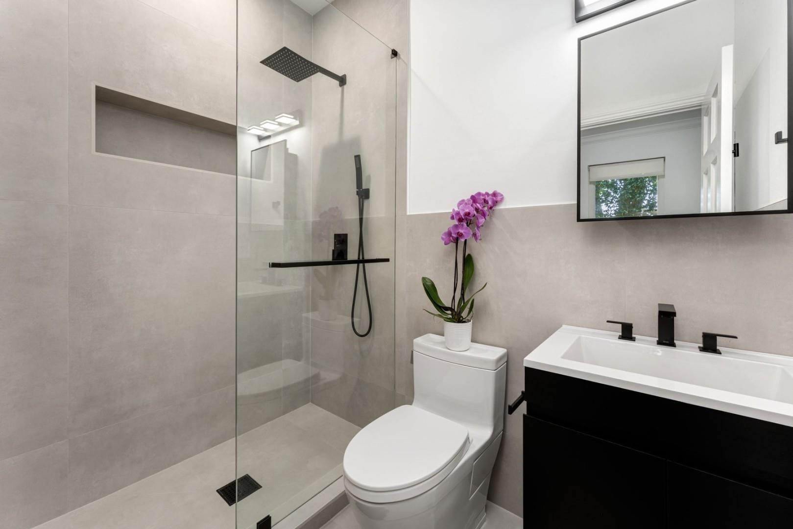 2516 Sunset Miami Beach, FL 33140