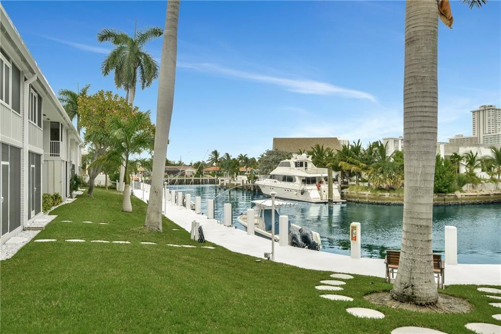 3201 NE 36th #17 Fort Lauderdale, FL 33308