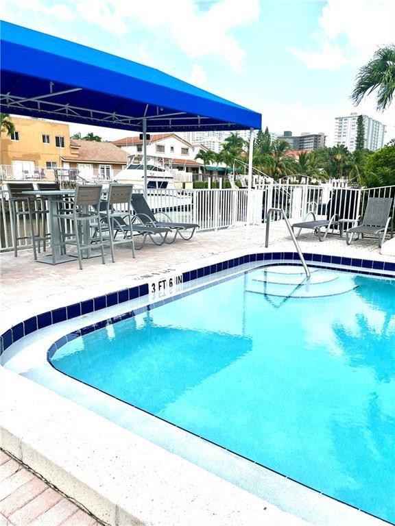 3201 NE 36th #17 Fort Lauderdale, FL 33308