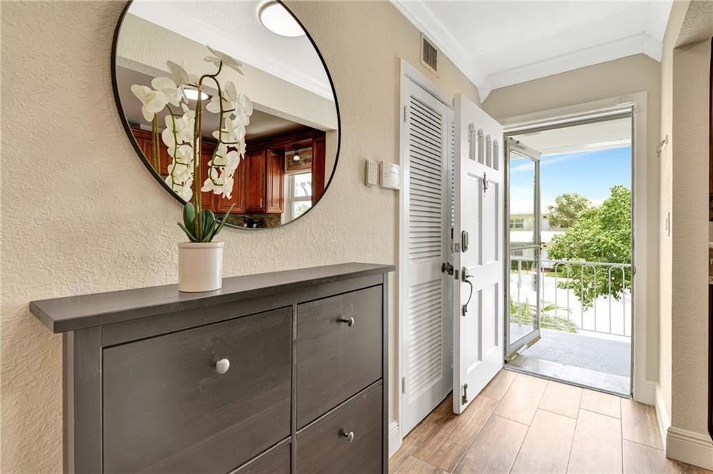 3201 NE 36th #17 Fort Lauderdale, FL 33308