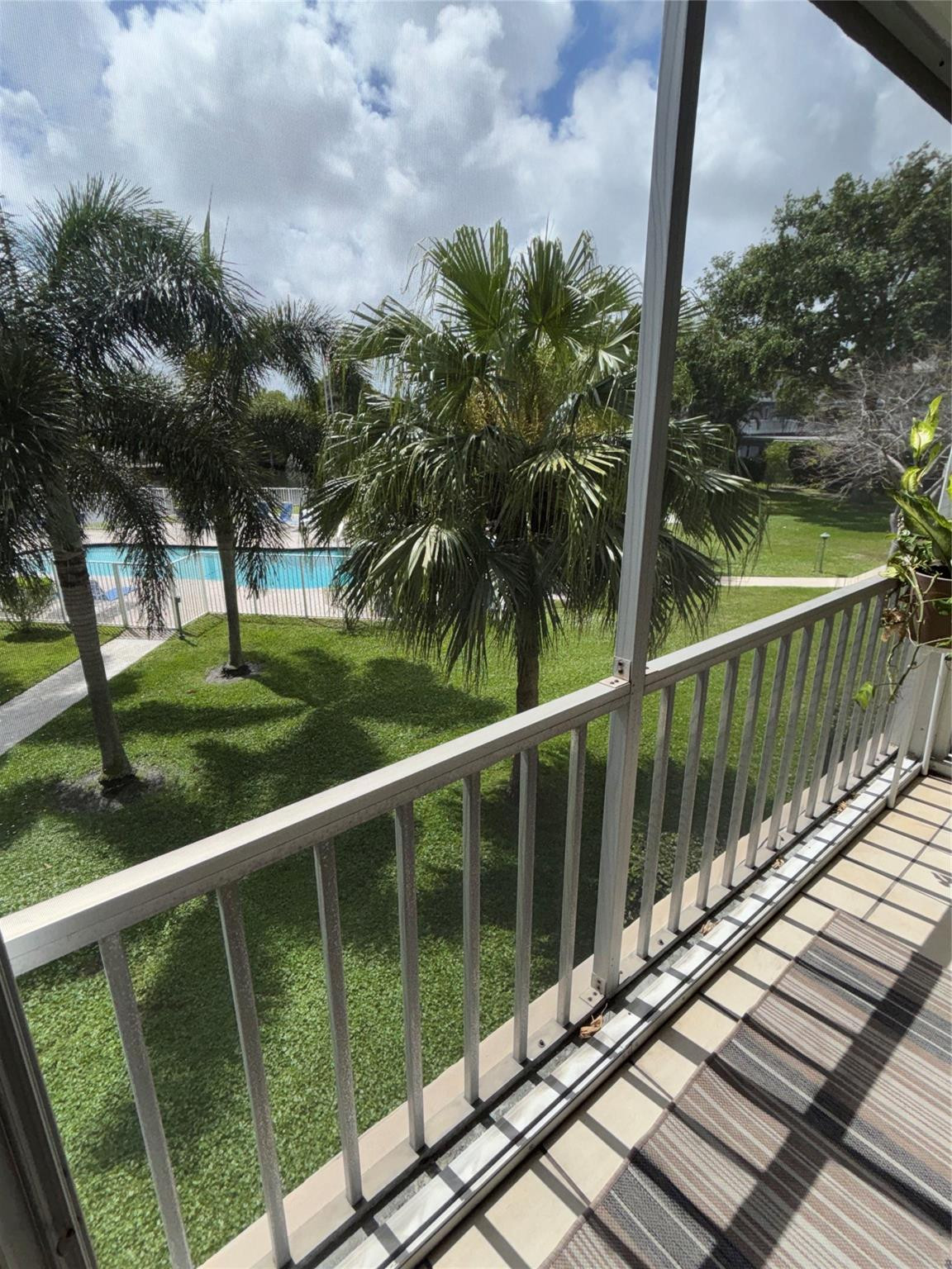 900 SW 12th #202 Fort Lauderdale, FL 33315