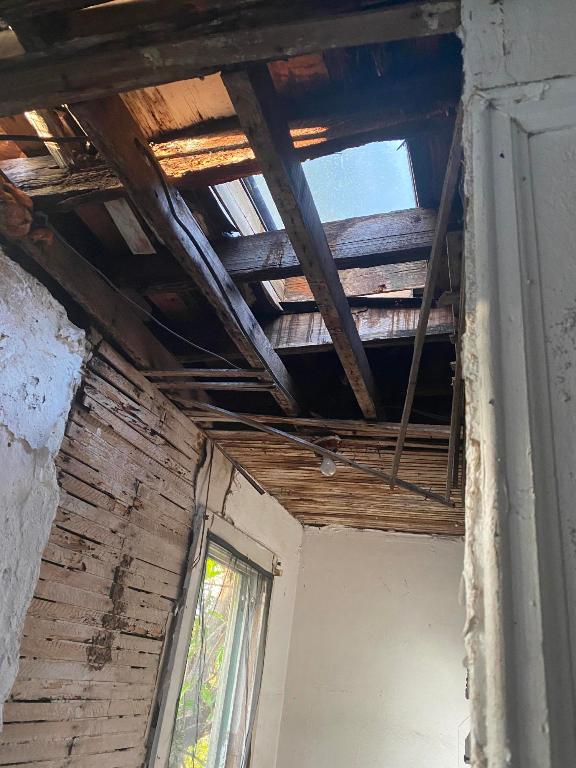 Undisclosed Address West Palm Beach, FL 33401