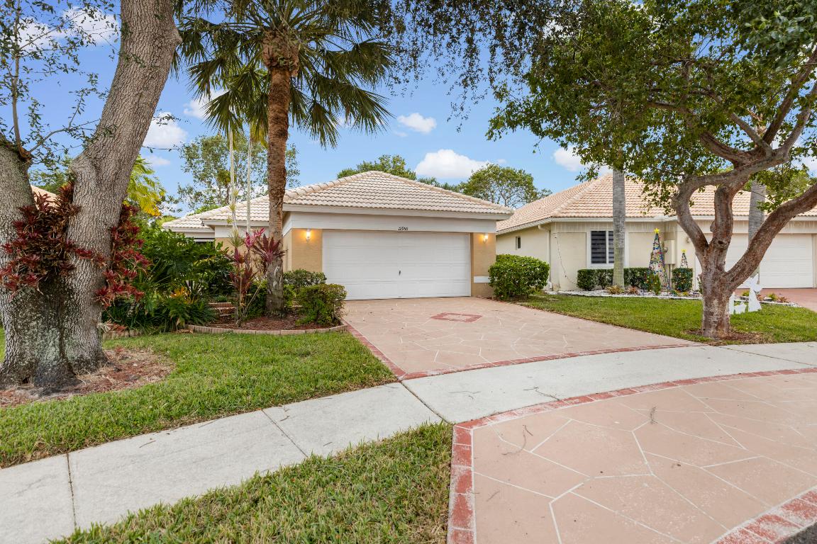 12958 Hampton Lks Boynton Beach, FL 33436