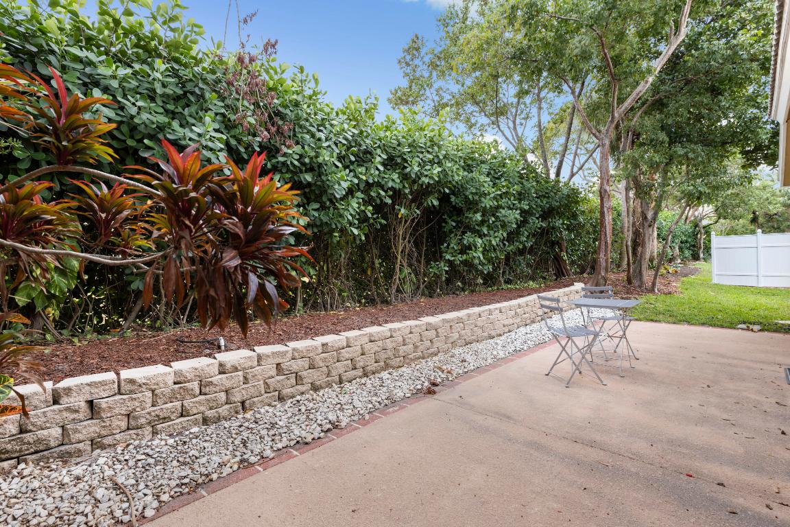 12958 Hampton Lks Boynton Beach, FL 33436