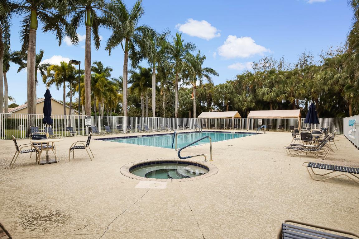 12958 Hampton Lks Boynton Beach, FL 33436