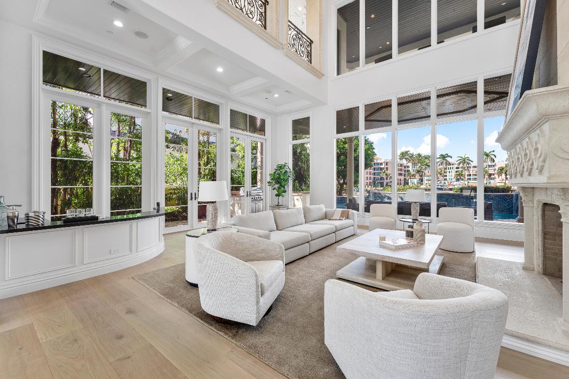 155 SE Spanish Boca Raton, FL 33432