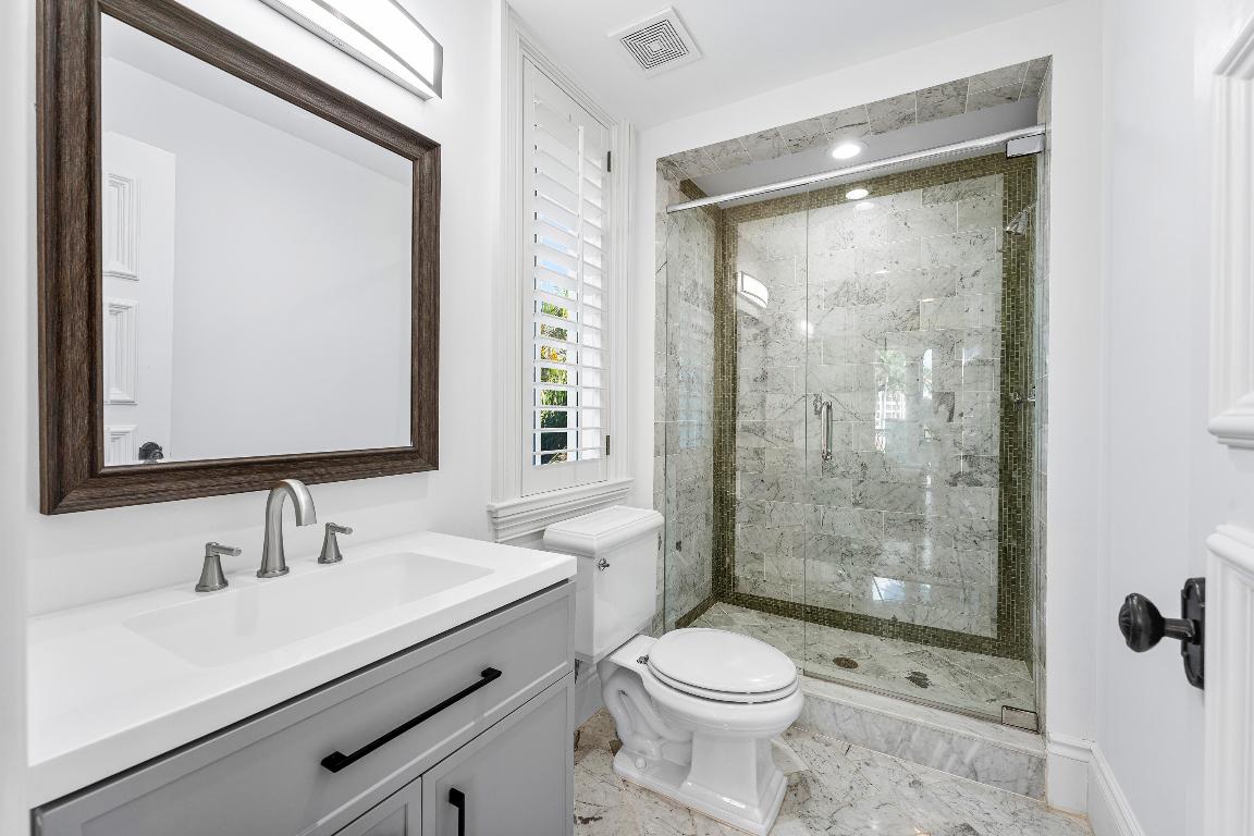 155 SE Spanish Boca Raton, FL 33432