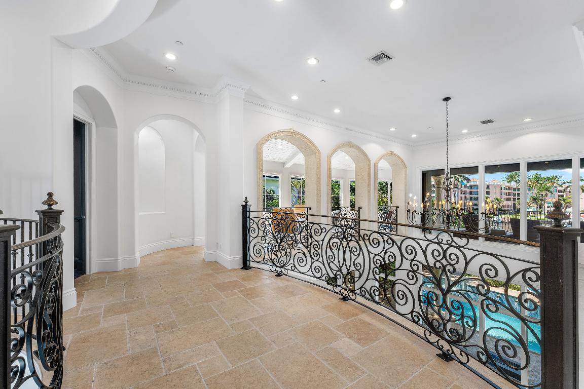 155 SE Spanish Boca Raton, FL 33432