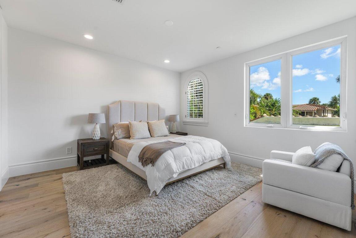 155 SE Spanish Boca Raton, FL 33432