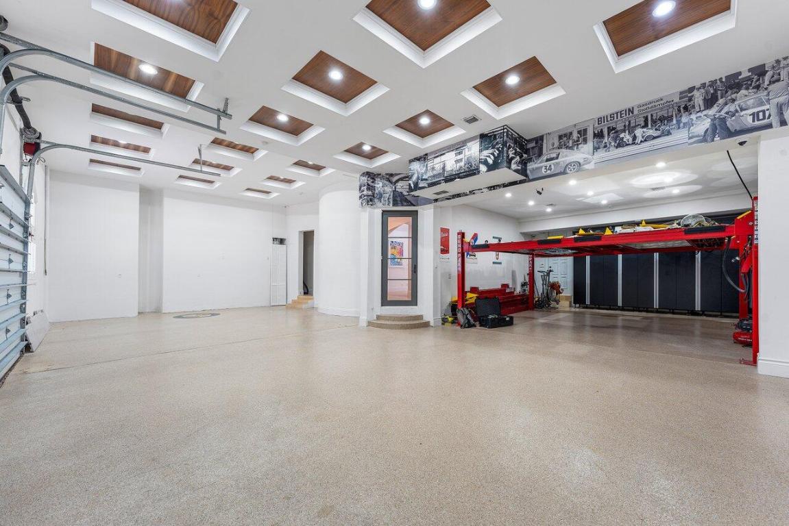 155 SE Spanish Boca Raton, FL 33432