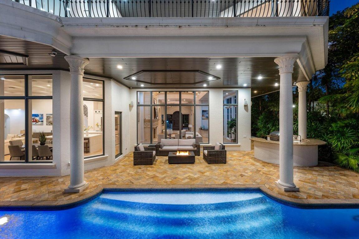 155 SE Spanish Boca Raton, FL 33432